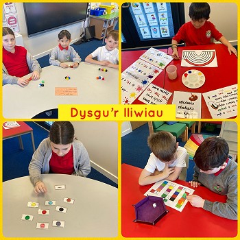 students learning their colours in welsh