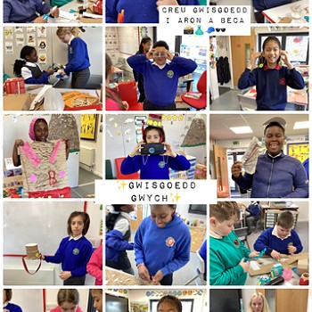 students dressed up